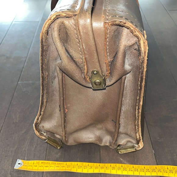 Genuine Cowhide doctors brief case vintage - Picture 10 of 15